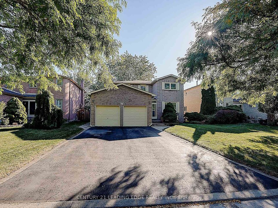 1st image of 27 Sawyer Cres