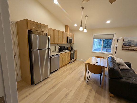 2nd image of 21809 NE 91st Cir