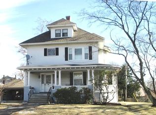 127 Burncoat St, Worcester, MA 01605