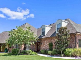 11005 N Shoreline Ave, Baton Rouge, LA 70809
