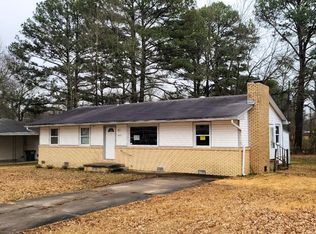 1425 Phillip Dr, Jacksonville, AR 72076
