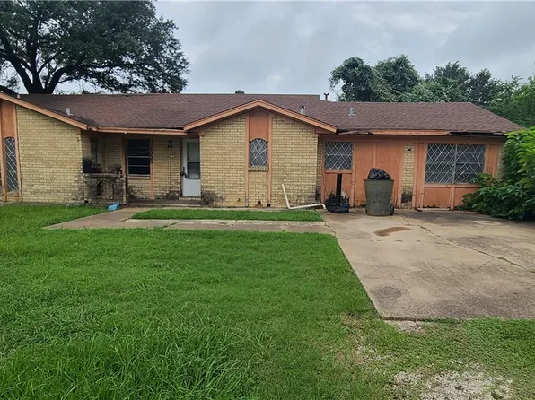 1000 N Sterling Ave, Bryan, TX 77803