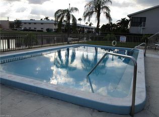 1022 SE 46th St APT 2B, Cape Coral, FL 33904