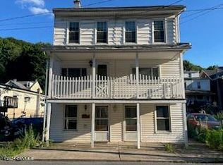 1214 E Clay St, Coal Township, PA 17866
