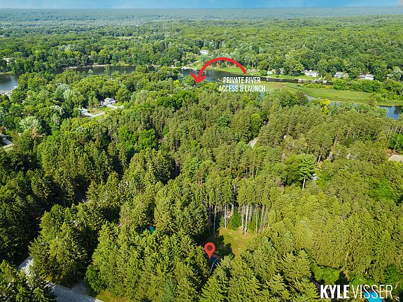 3rd image of 1876 Oliver Woods Ct SE