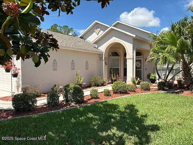 3 bed, 2.0 bath, 1492 sqft, $2,250 — Photo 1