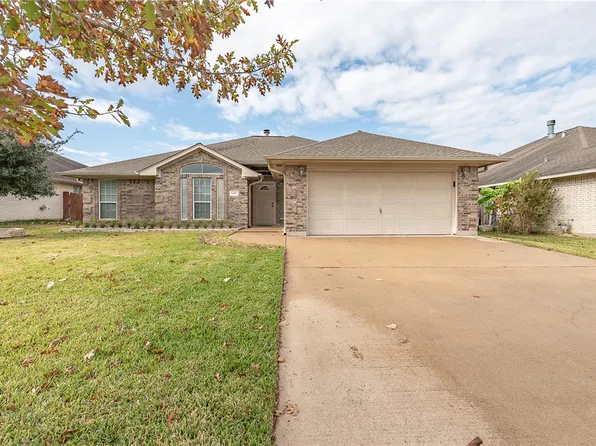 1207 Portsmouth Ct, College Station, TX 77845