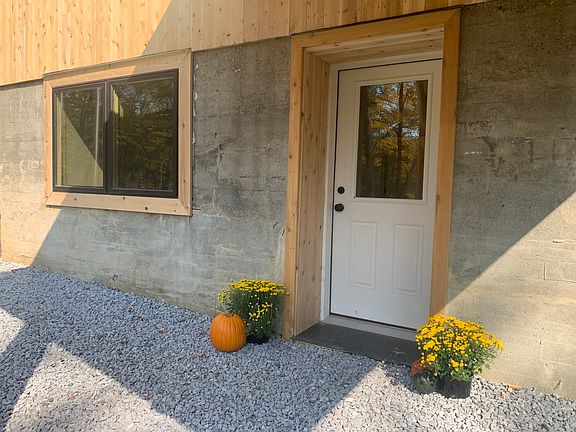 The apartment has it independent entrance. It is privet and very well sound insulated from the second unit.