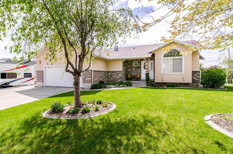 1st image of 5141 W Cobble Creek Dr