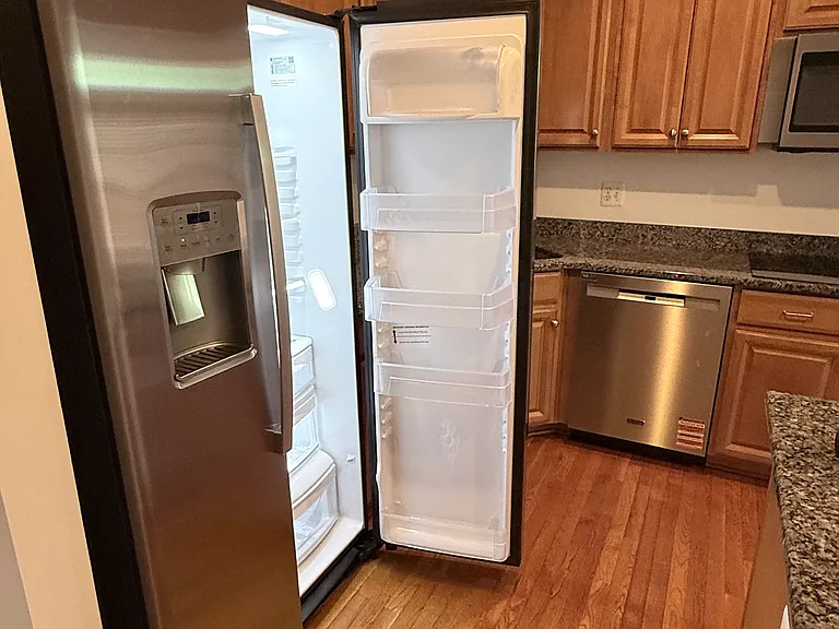 1560 Rutland Way — Photo 35