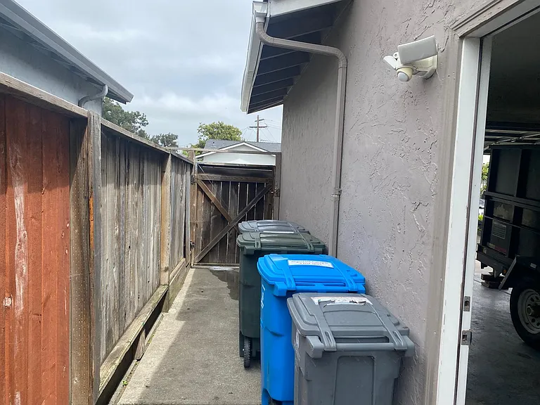 115 Cortland Cir #1 — Photo 36