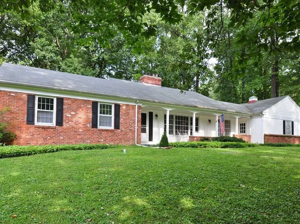 815 Nathan Hale Rd, Berwyn, PA 19312