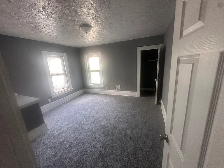 6410 Dibble Ave — Photo 6