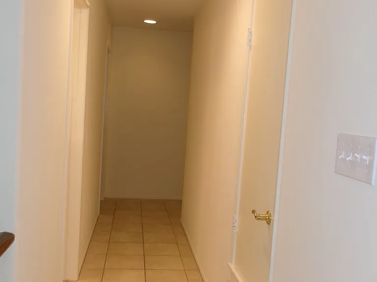 3114 N Springfield St — Photo 12