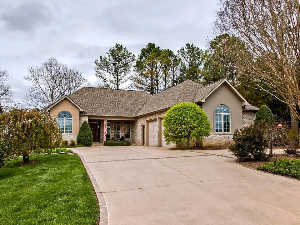1st image of 311 Gadusi Ln