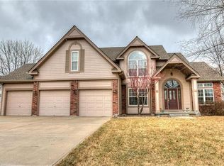 4410 NE 63rd St, Gladstone, MO 64119
