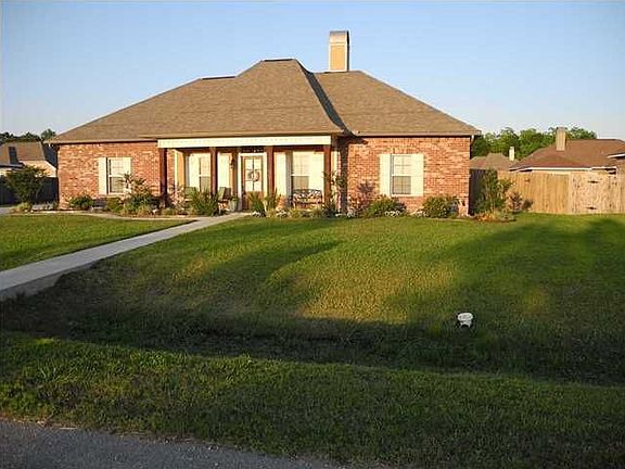 3rd image of 110 Deer Valley Ln