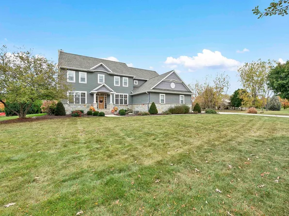 1987 Kettle Creek Dr, De Pere, WI 54115