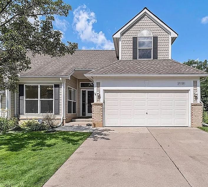 1st image of 25189 Dunham Ct