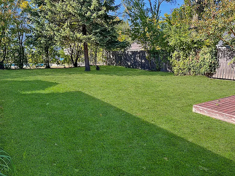 1415 S 3rd St — Photo 14