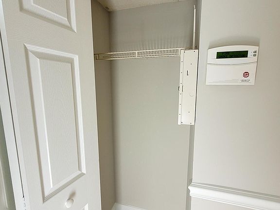 3rd image of 7831 Stephanie Ln