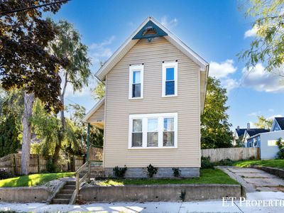 870 11th St NW, Grand Rapids, MI, 49504