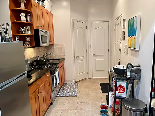 Rented by CNYC Apartments | media 30