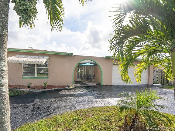 4th image of 9370 NW 24th St