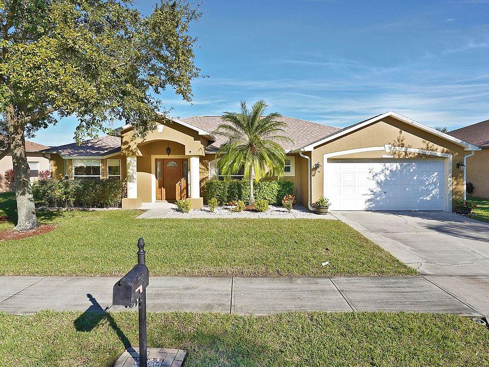 1st image of 1792 Laramie Cir
