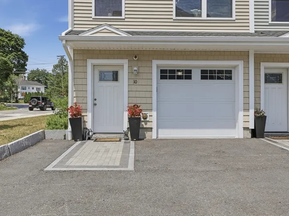 1563 Andover St #10, Tewksbury, MA 01876