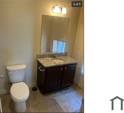 2 bed, $1,557 — Photo 2