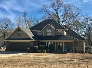 281 Fraley Ln, Deatsville, AL 36022