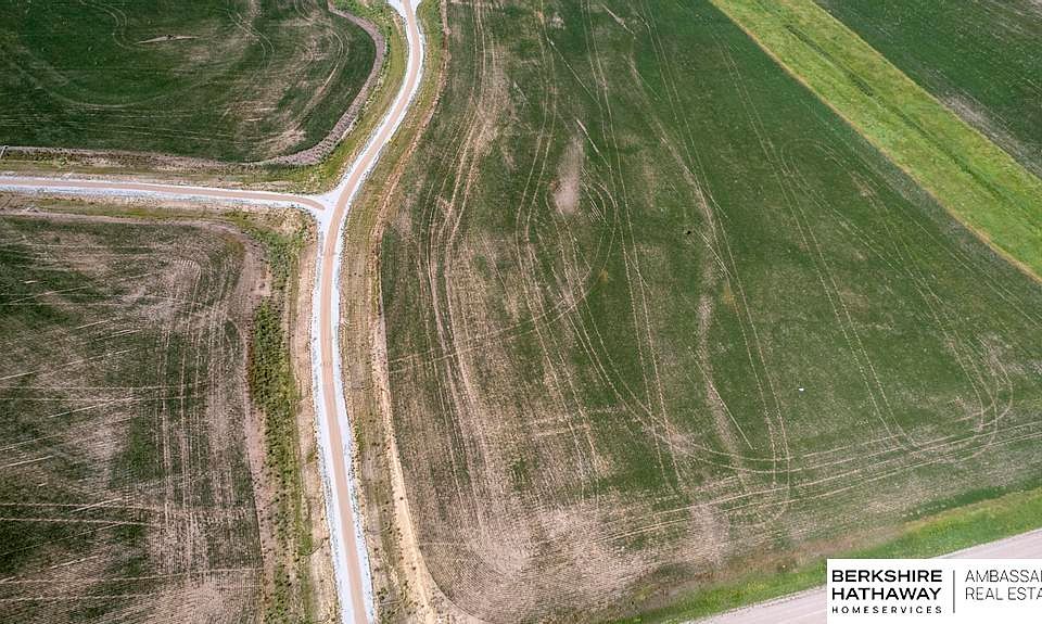 2nd image of 12 SW 142nd St