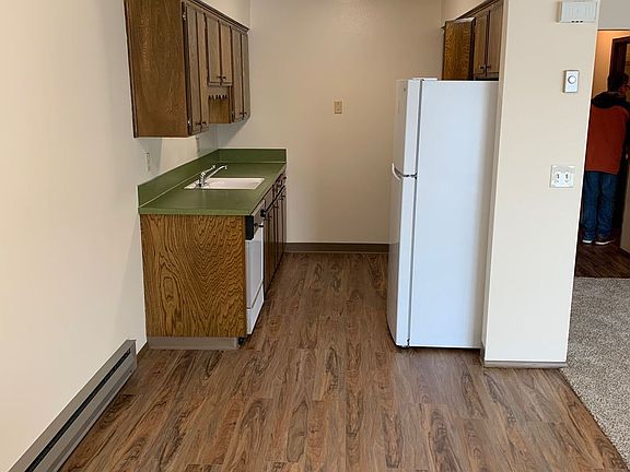 3rd image of 4623 N Lombard St #9752560