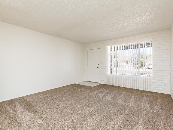 4th image of 3245 W Sahuaro Dr