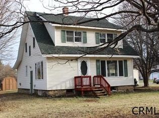 1198 Laural Ln, Ballston Spa, NY 12020