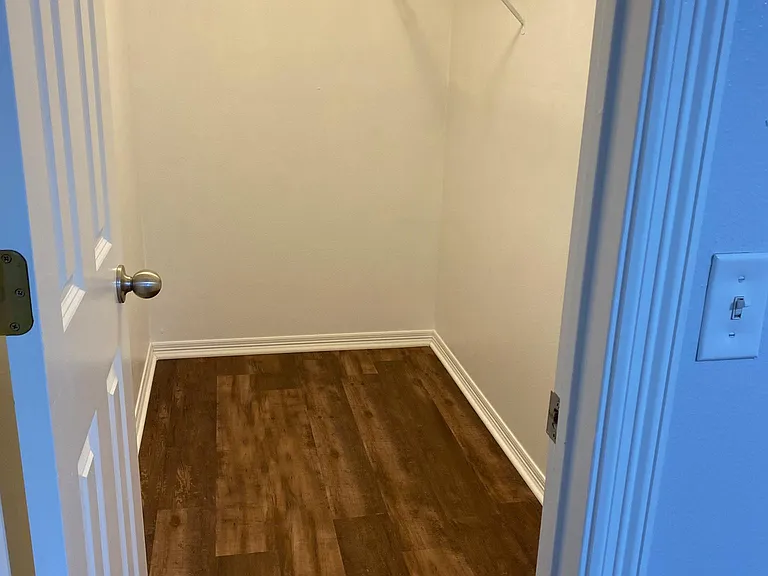 4000 SW Moline Ave — Photo 34