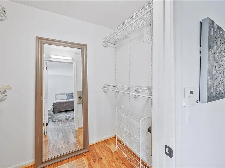 206 Westchase Dr — Photo 22