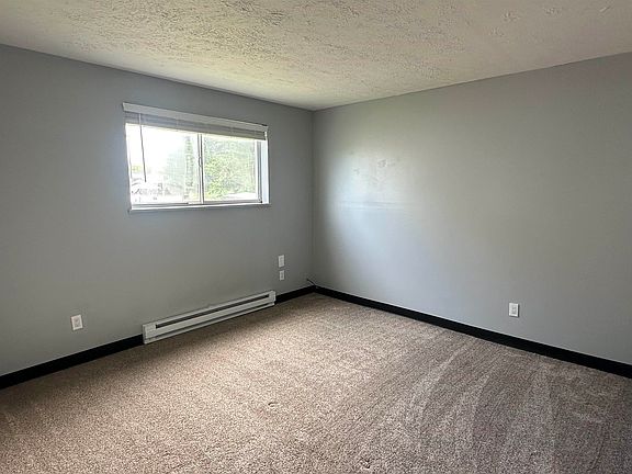 5th image of 1745 Jefferson Ave
