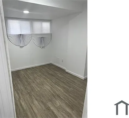 5545 Harmer St — Photo 12