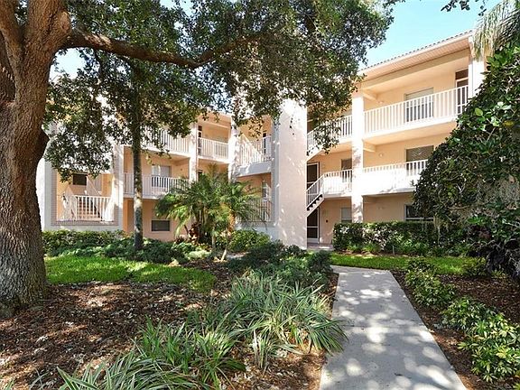 2nd image of 9300 Clubside Cir Unit 1201