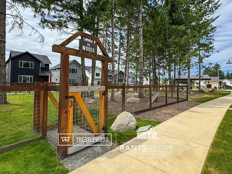 Trestlewood Townhomes — Photo 7