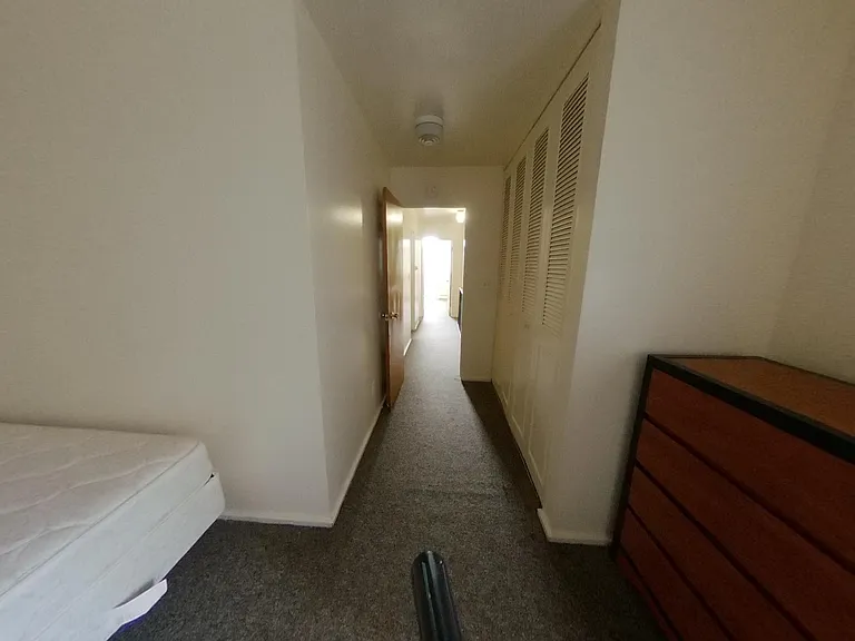 The Dean — Photo 14