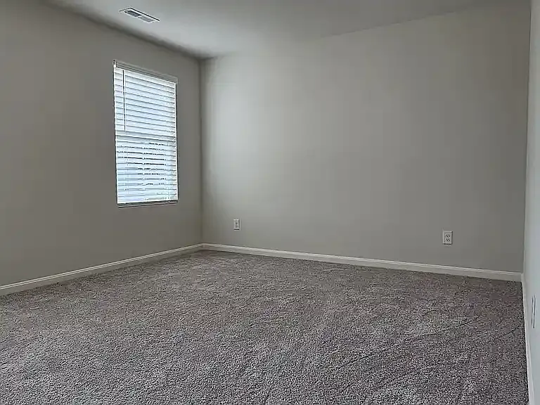 105 Gaston Cir — Photo 38