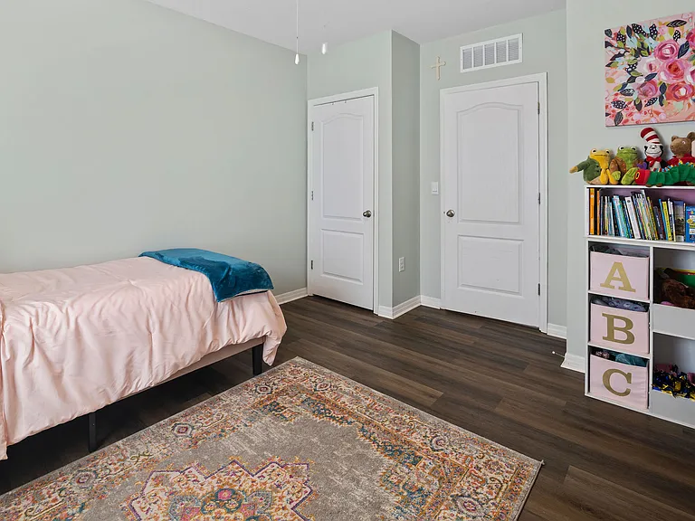 310 Sunset View Dr — Photo 16