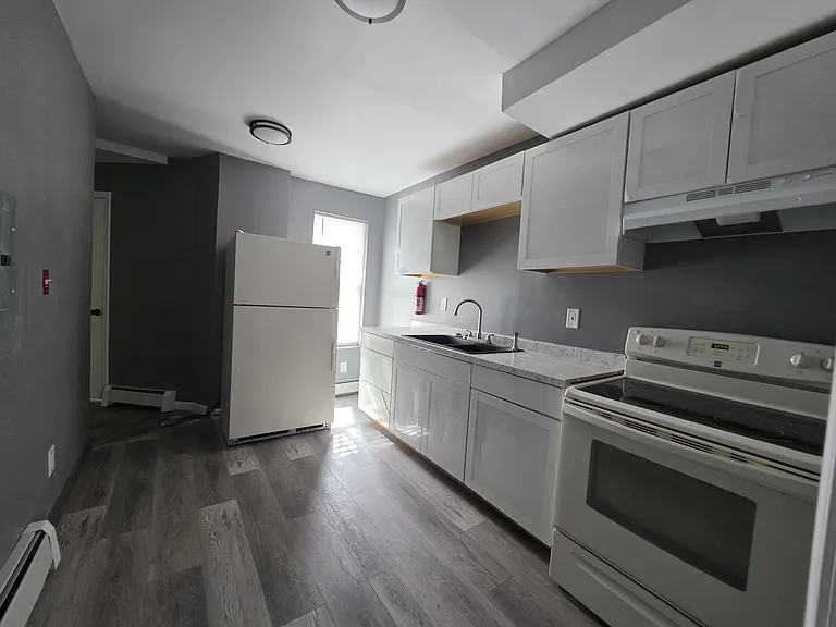 105 Walnut Ave #2 — Photo 1