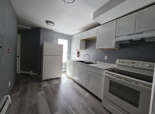 105 Walnut Ave FLOOR 2, Trenton, NJ 08609