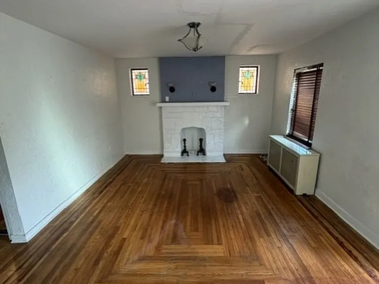222 Wainwright Ave — Photo 6