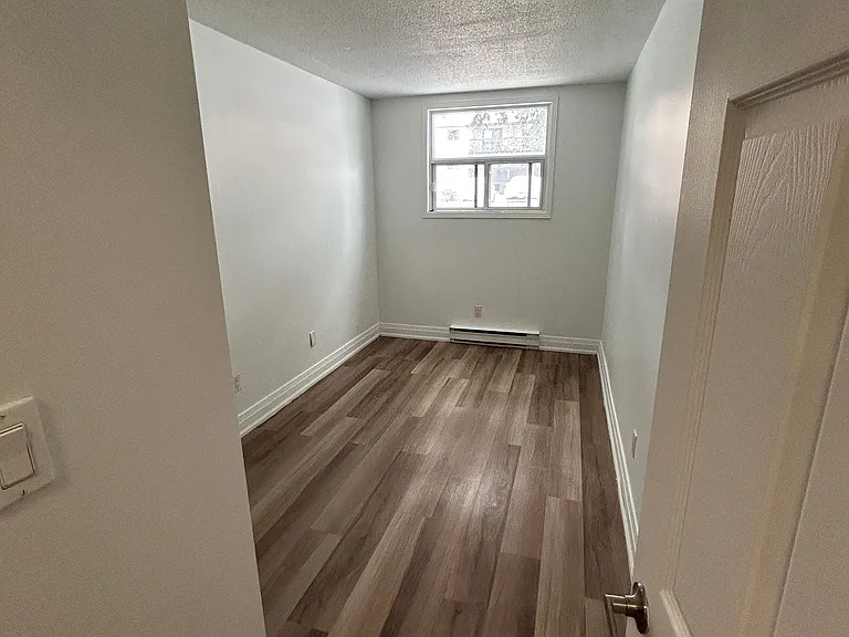 59 Campbell Ct — Photo 17
