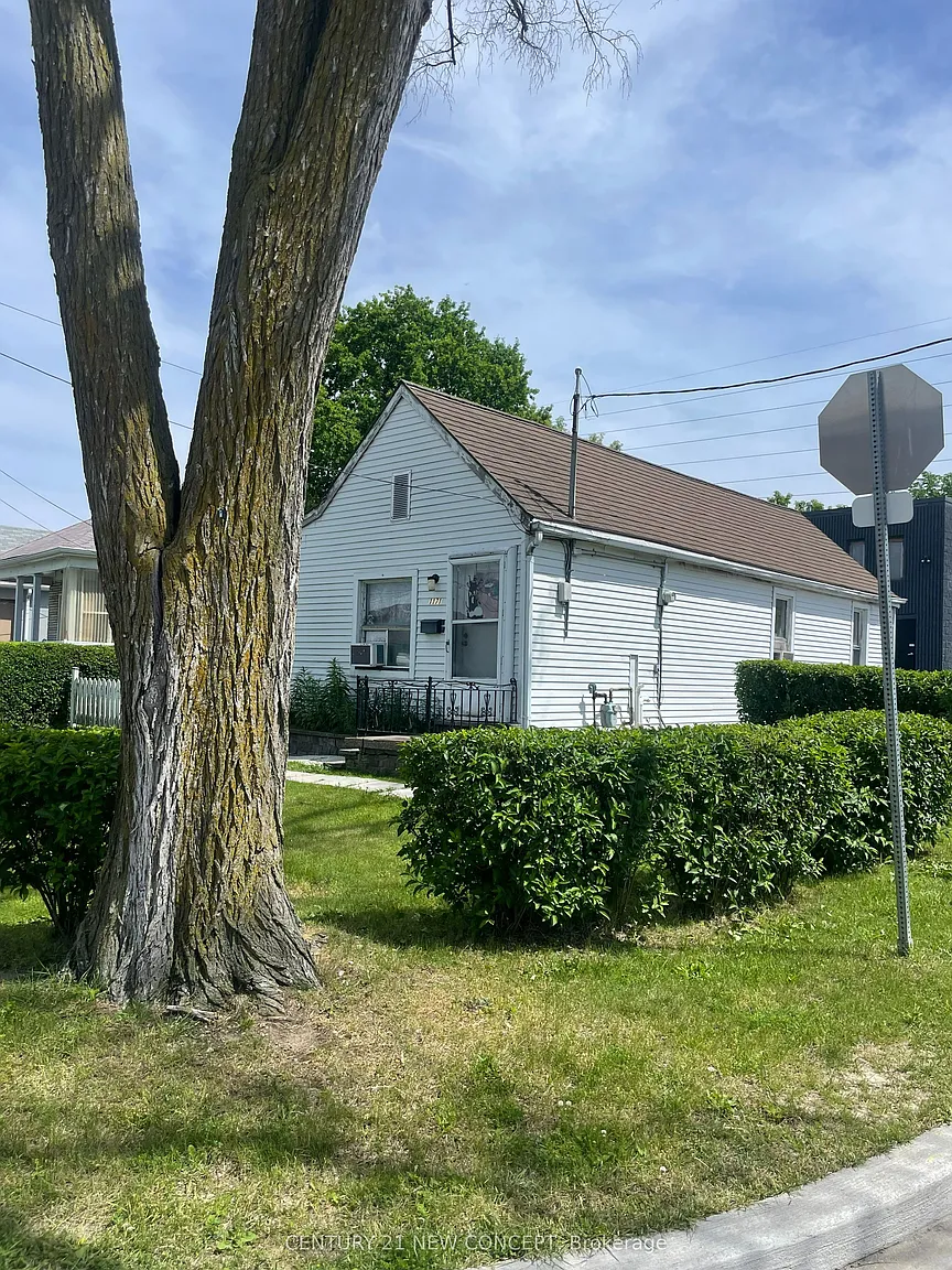 1171 Roselawn Ave photo 1